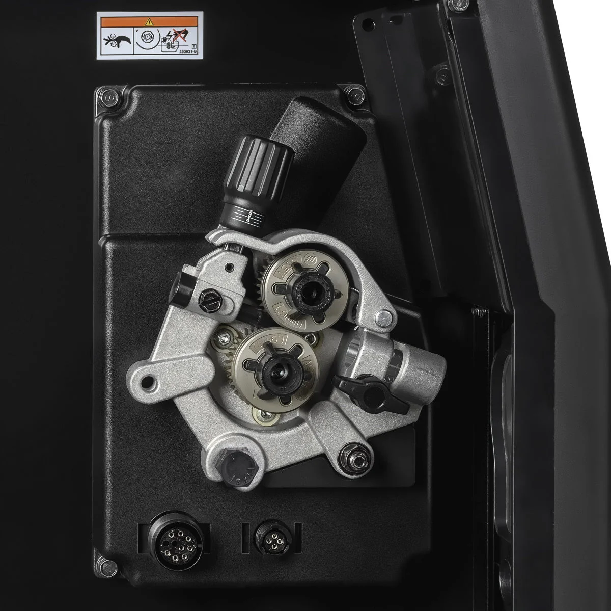Miller Multimatic 235 Multiprocess Welder w/Dual Cylinder Cart and TIG Kit (951847) - Image 4