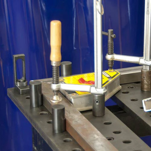 Strong Hand Tools 6 in. Adjust-O Magnet Square (MSA47) - Image 4