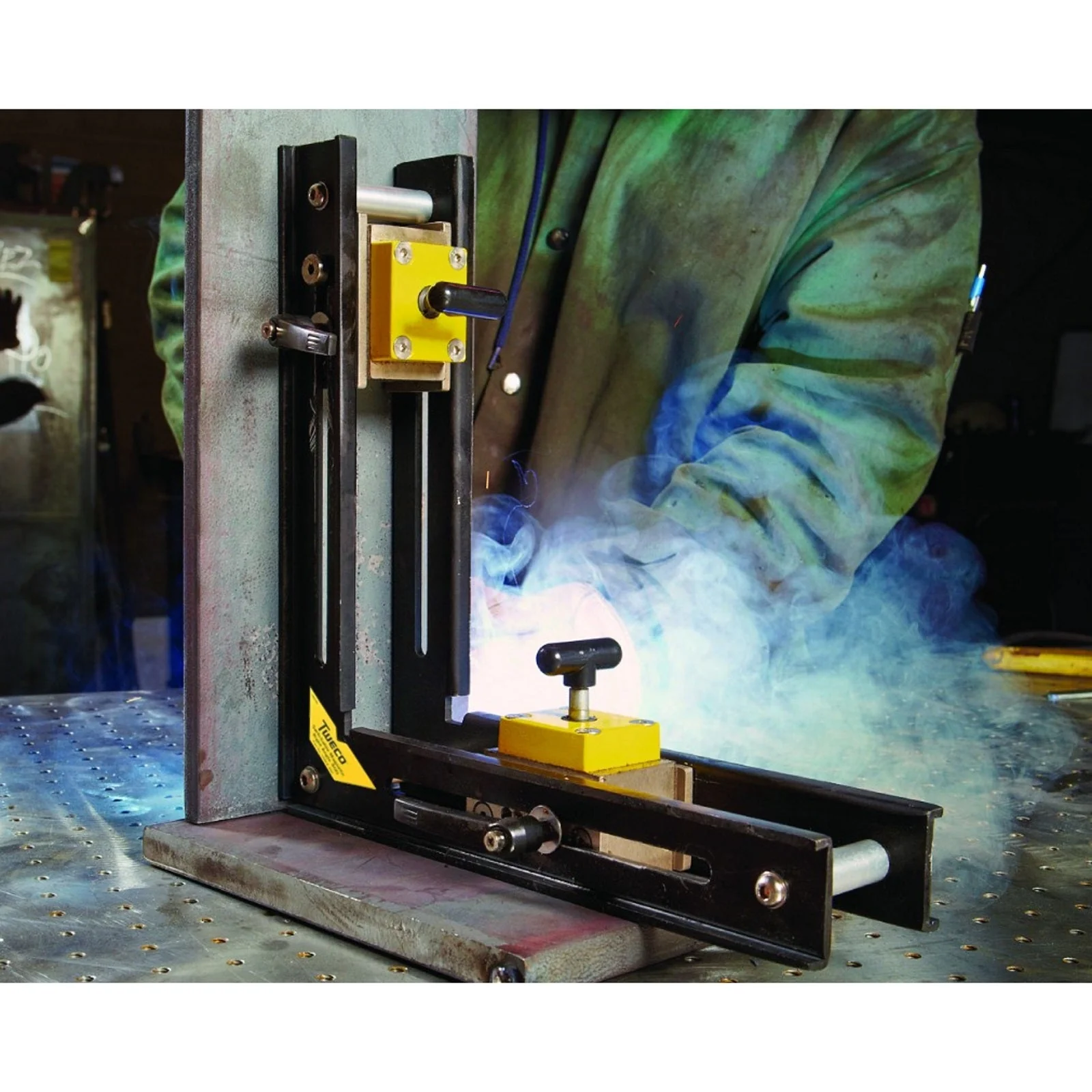 Tweco 400lb SMRA400 Magnetic Right-Angle Clamp (9255-1067) - Image 2